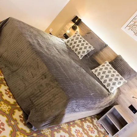 Budget 1 Floor Private Bathroom Ground Floor Apartament